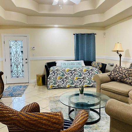 Brownsville Comfort 2 Bedroom 1 Bath , Spacious Kitchen And Outdoor Home Exteriér fotografie
